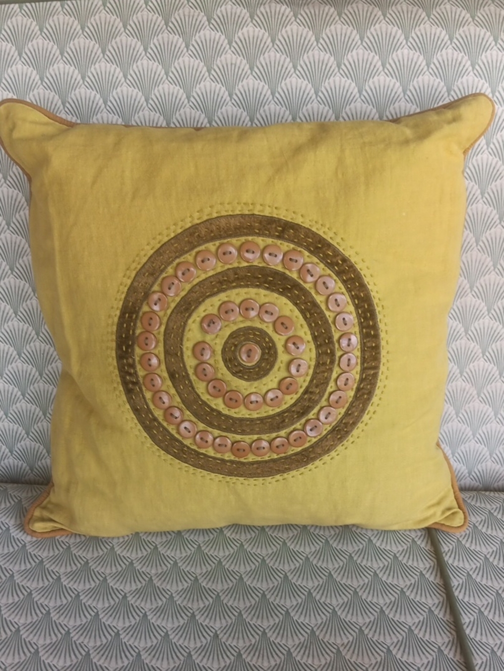 Set Of (2) Handmade Intricate Circular Button Patterned Throw Pillows. - Picture 2 of 6